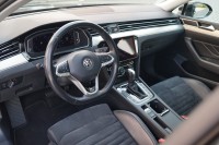 VW Passat Variant 2.0 TDI DSG R-Line