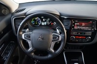 Mitsubishi Outlander 2.4 PHEV CVT 4WD