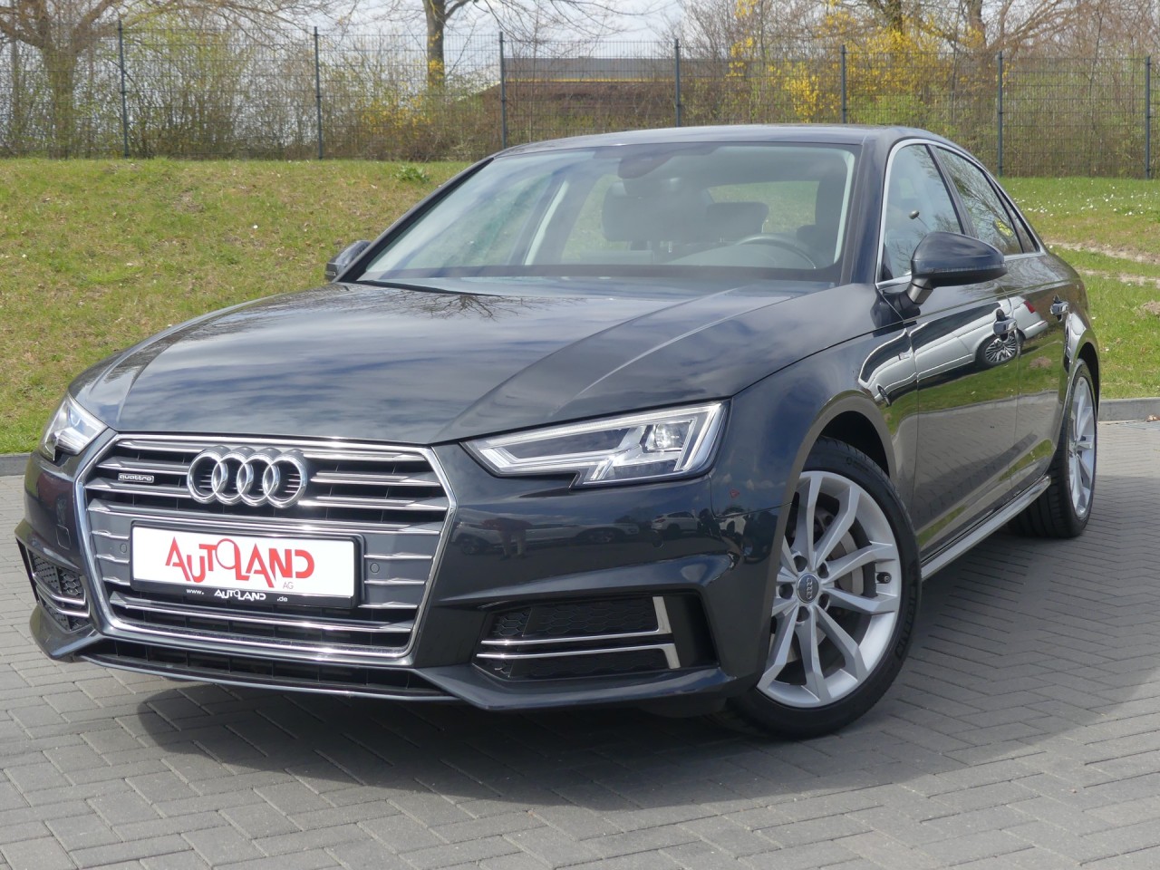 Audi A4 Quattro 2.0 TFSI quattro sport S-Line DSG