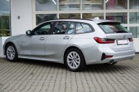 BMW 320 320d xDrive Advantage