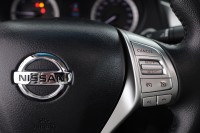 Nissan Navara NP300 2.3 dCi Tekna Double Cab 4x4