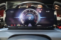 VW Golf VIII 2.0 GTI DSG
