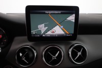 Mercedes-Benz GLA 180 7G-DCT Urban