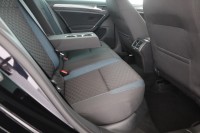 VW Golf VII Variant 1.6 TDI DSG IQ.DRIVE