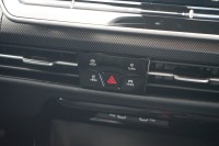 VW Golf VIII Variant 1.5 eTSI R-Line DSG
