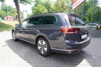 VW Passat Variant GTE