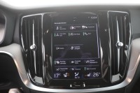 Volvo V60 B4 R Design