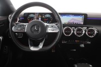 Mercedes-Benz CLA 200 Shooting Brake AMG Line
