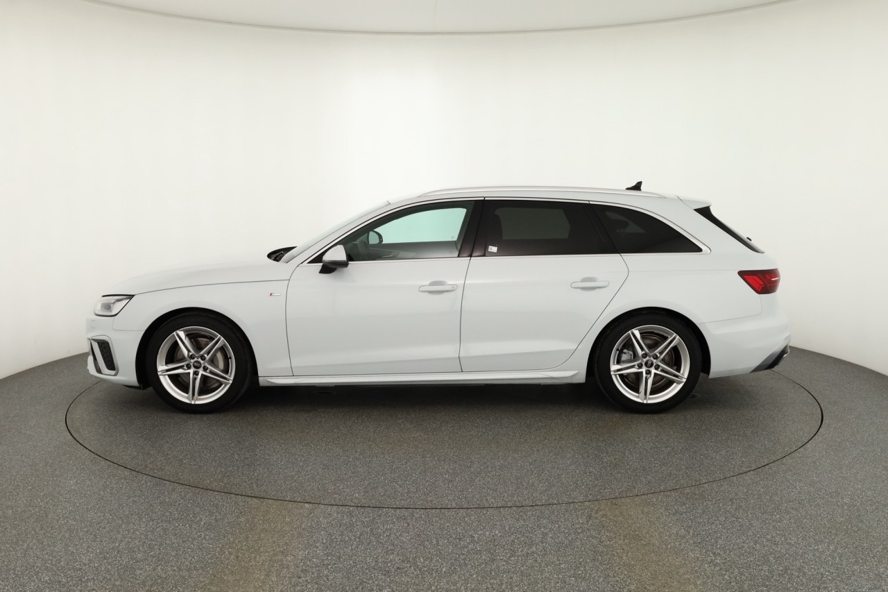 Audi A4 Quattro Avant 40 TDI S-Line quattro Aut.