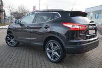 Nissan Qashqai 1.2 360°