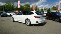BMW 330 e Advantage