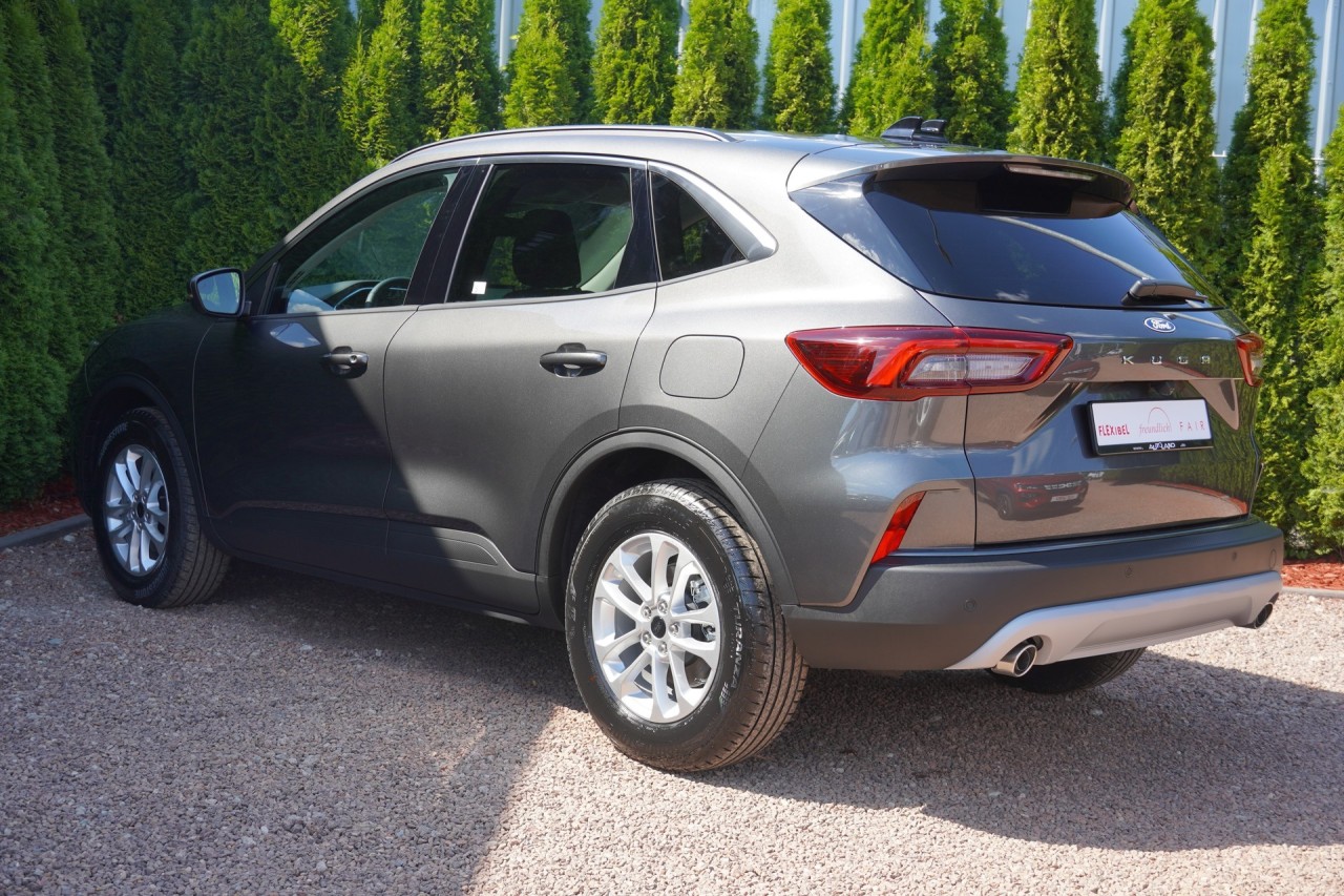Ford Kuga 1.5 EB Titanium Aut.