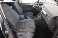 VW Touran 1.5 TSI IQ.DRIVE