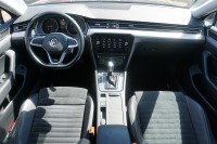 VW Passat Variant 1.5 TSI DSG R-Line