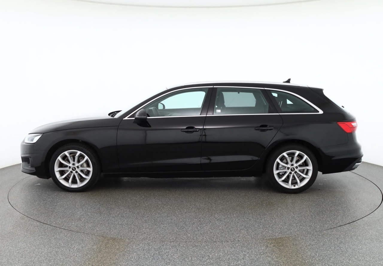 Audi A4 Avant 40 TFSI advanced