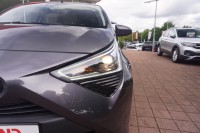 Toyota Aygo AYGO 1.0 x-play Team D