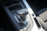 Audi A4 Quattro Avant 40 2.0 quattro S-Line