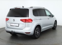 VW Touran 1.5 TSI DSG Highline