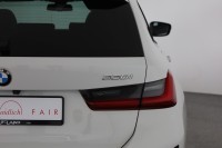 BMW 3 330i M-Sport Touring Aut.