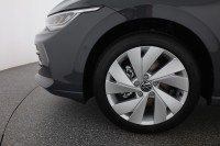 VW Golf VIII Variant 1.5 TSI DSG