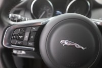 Jaguar E- PACE 2.0 D R-Dynamic AWD