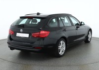 BMW 320 i Touring Advantage