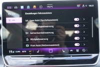 VW Golf VIII Variant 1.5 eTSI R-Line DSG