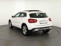 Mercedes-Benz GLA 180 7G-DCT Urban