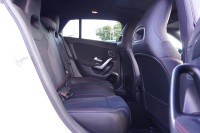 Mercedes-Benz CLA 180 AMG Line