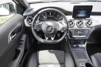 Mercedes-Benz A 200 A200 7G-DCT AMG Line