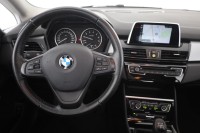 BMW 216 i Advantage