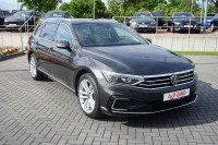 VW Passat Variant GTE