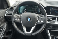 BMW 320 e Touring xDrive Sport Line