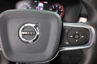 Volvo XC 40 XC40 T3 Momentum Pro