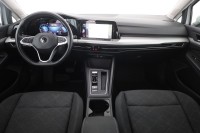 VW Golf VIII Variant 1.0 eTSI DSG Life