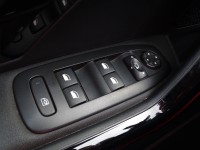 Peugeot 2008 1.2 PureTech Black Edition