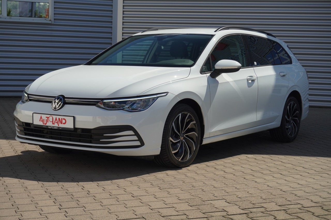 VW Golf VIII Variant Life 1.5 eTSI DSG