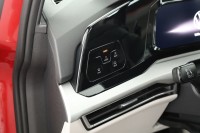 VW Golf VIII Variant 1.5 eTSI DSG Life