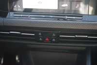 VW Golf VIII Variant R-Line eTSI