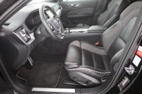 Volvo V60 B4 R Design