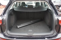 VW Golf VIII Variant Life eTSI