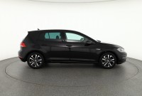 VW Golf VII 1.5 TSI DSG IQ.DRIVE