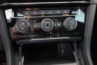 VW Golf VII Variant 1.5 TSI DSG R-Line