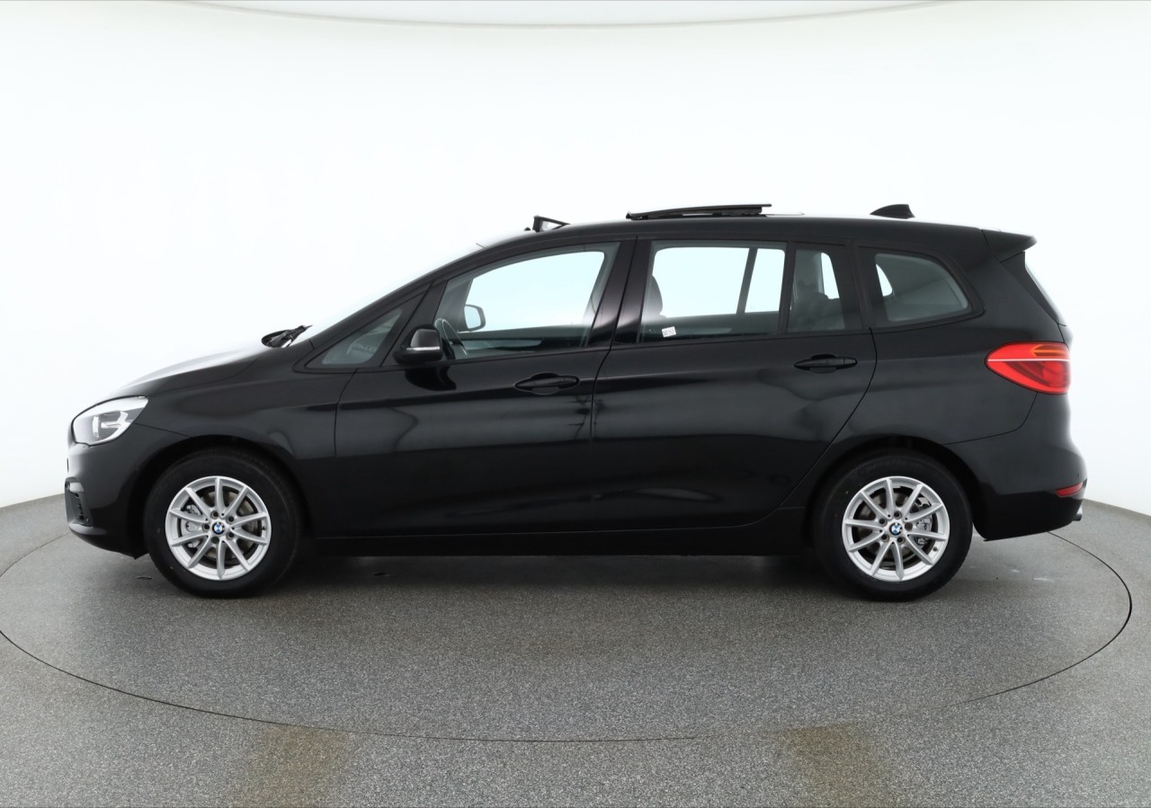 BMW 216 i Advantage