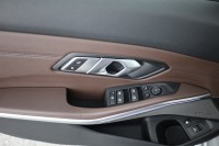 BMW 330 330e xDrive Touring Luxury