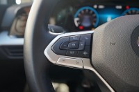 VW Golf VIII Variant 1.0 Active