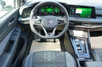 VW Golf VIII Variant R-Line eTSI DSG