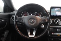 Mercedes-Benz CLA 200 AMG Line
