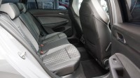 VW Golf VIII Variant 2.0 TSI DSG R-Line