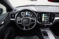 Volvo V60 B4 R-Design